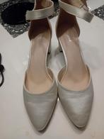 Satijnen bruidsschoenen maat 41, Kleding | Dames, Schoenen, Pumps, Overige kleuren, Ophalen of Verzenden, Zo goed als nieuw