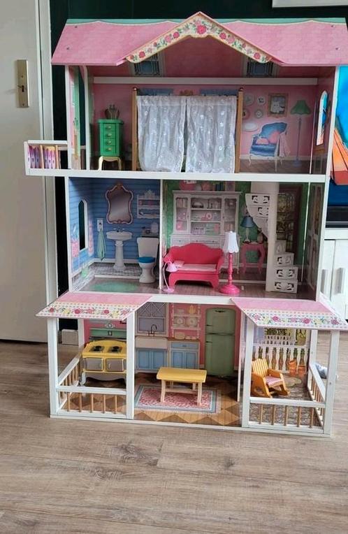 Poppenhuis groot, Kinderen en Baby's, Speelgoed | Poppenhuizen, Zo goed als nieuw, Ophalen