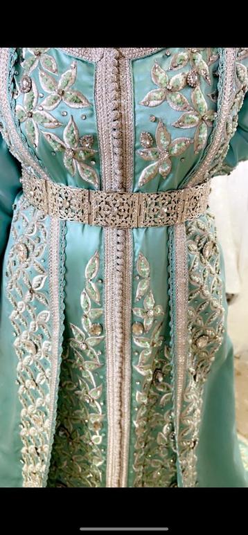 Takchitas,takshita,kaftan, bruidslebsa te koop beschikbaar voor biedingen