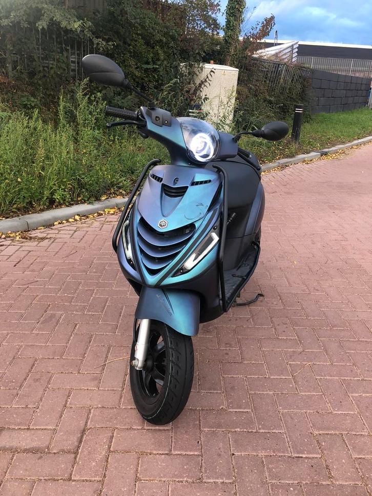 PIAGIO ZIP IGET 4TAKT (54km per uur), Fietsen en Brommers, Scooters | Piaggio, Gebruikt, Zip, Maximaal 45 km/u, Benzine, Ophalen