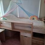 Halfhoogslaper met bureau en opbergruimte, Kinderen en Baby's, Kinderkamer | Stapelbedden en Hoogslapers, Ophalen, Gebruikt, Halfhoogslaper