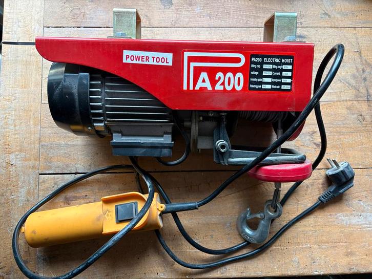 PA200 Elektrische Takel - 200kg, Doe-het-zelf en Verbouw, Lieren en Takels, Gebruikt, Elektrisch, Ophalen of Verzenden