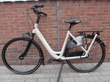 Zeer mooie Gazelle Orange dames 53 cm. met 7 versnellingen beschikbaar voor biedingen