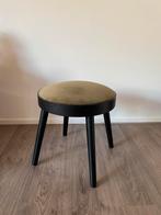 Olijfgroen krukje van WOOOD, Ophalen of Verzenden, Gebruikt, Hout