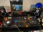 CDJ 850 x2, DJM 800 en speakers, Muziek en Instrumenten, Ophalen of Verzenden, Zo goed als nieuw