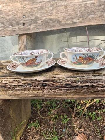 2 Mason's soepkommen met onderschotel beschikbaar voor biedingen