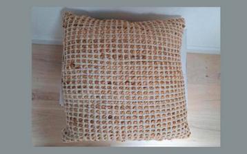 Sierkussen van Casa 45 cm x 45 cm met rits en binnenkussen  beschikbaar voor biedingen