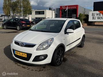 Hyundai i20 1.4i DynamicVersion beschikbaar voor biedingen