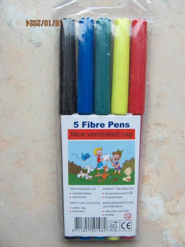 NIEUW verpakking KLEURSTIFTEN stiften 5 kleuren WH Almere, Hobby en Vrije tijd, Tekenen, Nieuw, Potlood of Stift, Ophalen of Verzenden