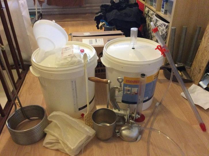 Bierbrouw starter kit, Hobby en Vrije tijd, Overige Hobby en Vrije tijd, Gebruikt, Ophalen of Verzenden