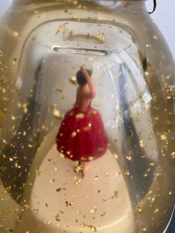 Bols ballerina limelight Chaplin gold liqueur beschikbaar voor biedingen
