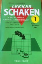 Lekker schaken - stap 1 - bord, stukken, mat, Ophalen of Verzenden, Zo goed als nieuw, Cor van Wijgerden, Denksport