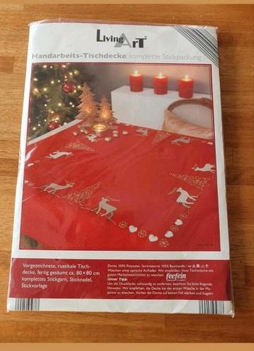 Kerstkleed, Kerstmis, borduren  beschikbaar voor biedingen