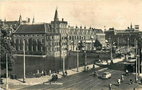 (300-254-039) Den Haag Buitenhof met Hofvijver, Verzamelen, Ansichtkaarten | Nederland, Zuid-Holland, Verzenden