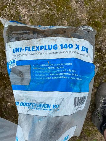 Uni flex plug - isolatie plug 140x8 beschikbaar voor biedingen