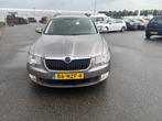 Skoda Superb Combi 1.4 TSI Comfort Business Line, Voorwielaandrijving, Euro 5, Zwart, 4 cilinders