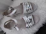 Te Koop:  XSENSIBLE Sandalen,  mt 42., Xsensible, Wit, Zo goed als nieuw, Sandalen of Muiltjes