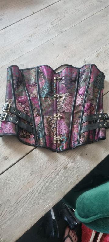 Splinternieuw corselet mt l beschikbaar voor biedingen