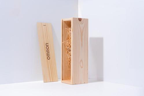 Houten wijnkistje met persoonlijke gravering – 1 fles, Huis en Inrichting, Woonaccessoires | Wijnrekken, Nieuw, Minder dan 50 cm