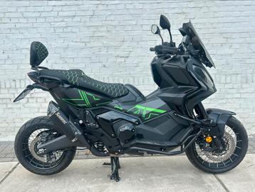 Honda.X-ADV750.3100.2023.custom.black.Full.option.Akrapovic beschikbaar voor biedingen