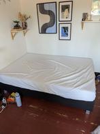 Bedframe met matras, Huis en Inrichting, Slaapkamer | Matrassen en Bedbodems, Ophalen, Gebruikt, 140 cm, Twijfelaar