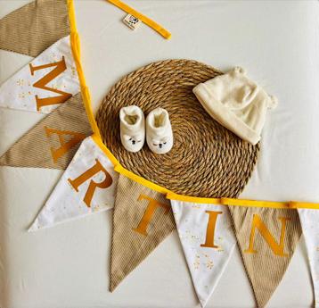 Handgemaakte Geboorteslinger - Atelierbaks beschikbaar voor biedingen