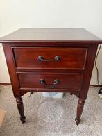 Mooi houten bijzettafeltje met lades, Minder dan 55 cm, Gebruikt, Rechthoekig, Hout