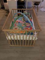 Petit Amelie inklapbare box met wieltjes met matras, Kinderen en Baby's, Boxen, Ophalen of Verzenden, Zo goed als nieuw, Vierkant