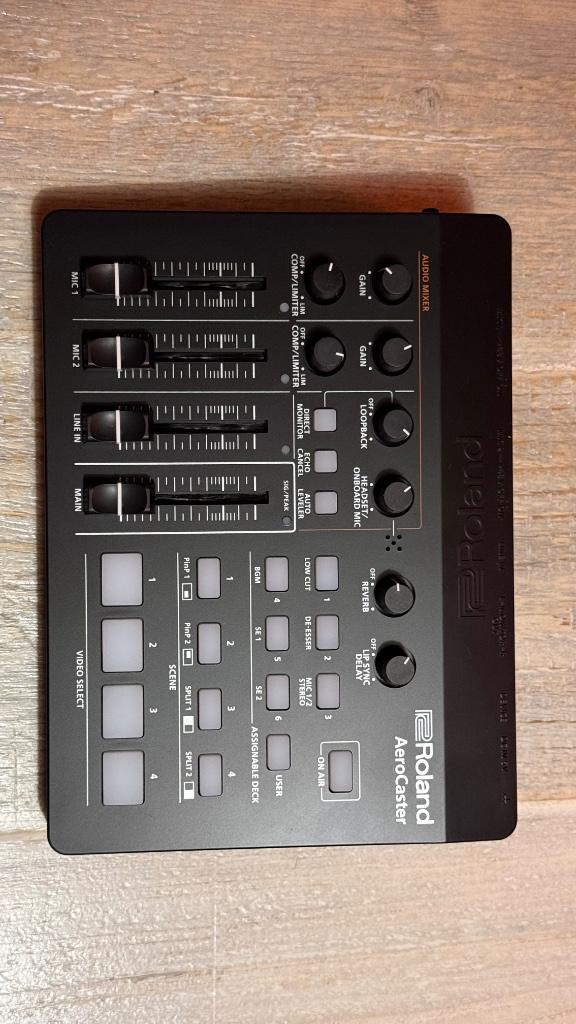 Roland VRC-01 AeroCaster Video/AV-mixer, Audio, Tv en Foto, Professionele Audio-, Tv- en Video-apparatuur, Nieuw, Video, Ophalen of Verzenden