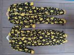 Pikachu onesie 2 stuks 122 / 128, Ophalen of Verzenden, Zo goed als nieuw, Jongen of Meisje