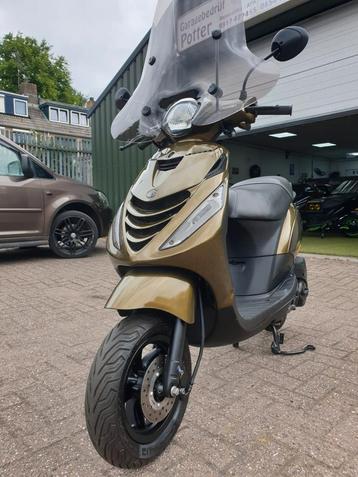 Piaggio Zip 4takt beschikbaar voor biedingen