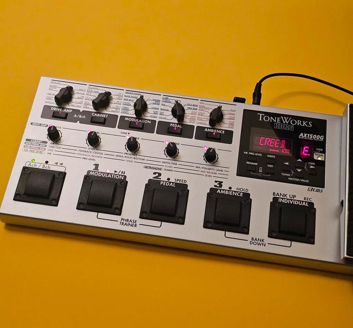 Korg ToneWorks AX1500G Multi-Effect Pedal, Muziek en Instrumenten, Effecten, Gebruikt, Chorus, Delay of Echo, Distortion, Overdrive of Fuzz