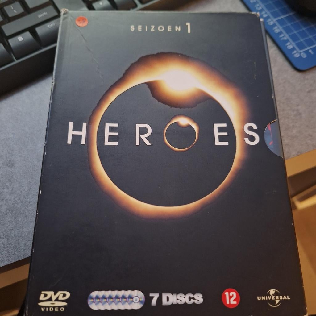 Heroes seizoen 1, Cd's en Dvd's, Dvd's | Tv en Series, Vanaf 12 jaar, Ophalen of Verzenden, Zo goed als nieuw, Actie en Avontuur