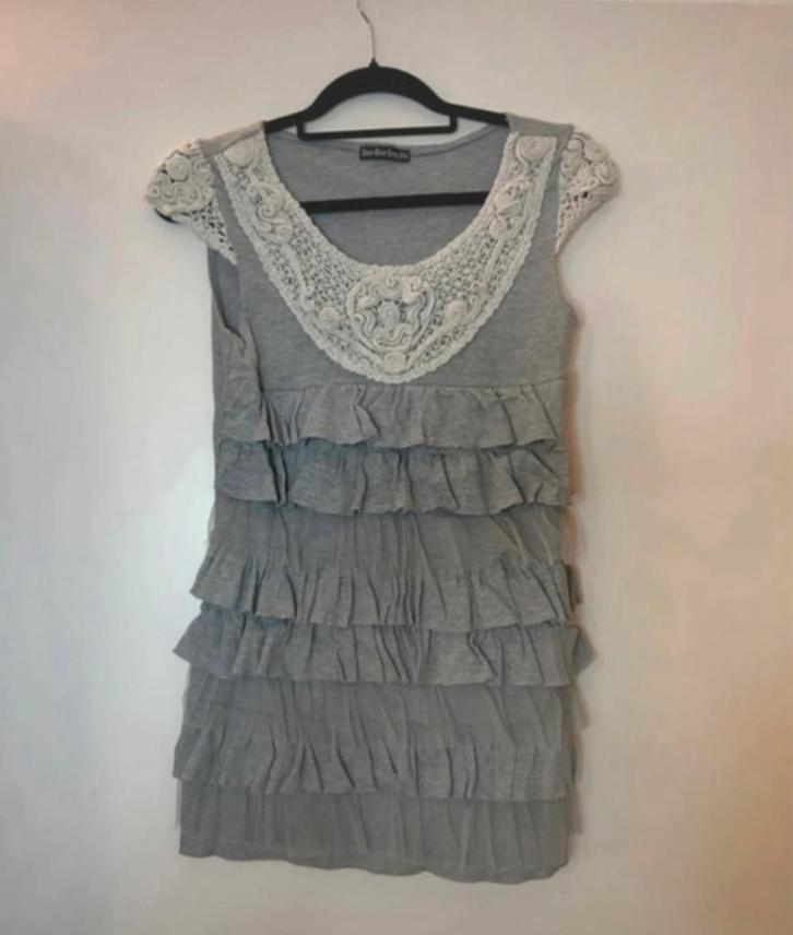 Dames top merkloos maat 38, Kleding | Dames, Tops, Gedragen, Maat 38/40 (M), Grijs, Zonder mouw, Ophalen of Verzenden