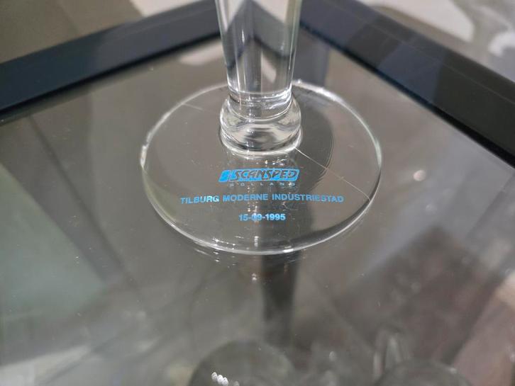 La Trappe Tilburg Trappistenbierglas met opdruk "SCANSPED"., Verzamelen, Biermerken, Zo goed als nieuw, Glas of Glazen, La Trappe