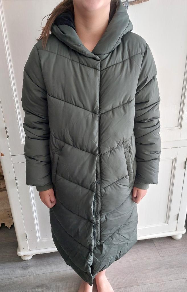 Next lange warme winter jas 152, Kinderen en Baby's, Kinderkleding | Maat 152, Zo goed als nieuw, Meisje, Jas, Ophalen of Verzenden