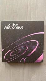 The astronaut -Jin, Ophalen of Verzenden, Zo goed als nieuw