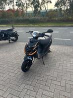 Zip 70 teruil tegen schakel, Fietsen en Brommers, Scooters | Piaggio, Ophalen, Zo goed als nieuw, Benzine, Zip