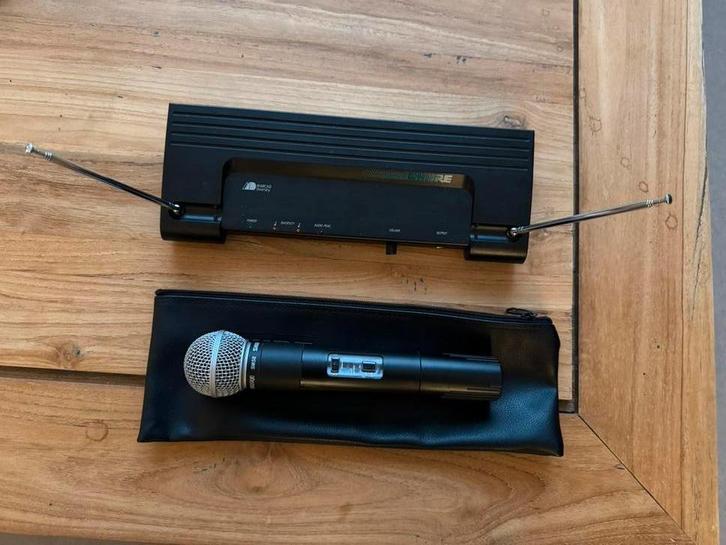 Shure sm 58 (zie omschrijving), Muziek en Instrumenten, Microfoons, Zo goed als nieuw, Zangmicrofoon, Draadloos, Ophalen of Verzenden