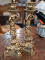2 antieke bronzen kandelaars. 26 cm hoog. €145., Ophalen, Koper of Brons
