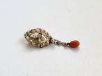 Antieke hanger goud bloedkoraal zaadparel, Ophalen of Verzenden, Goud, Hanger, Met edelsteen
