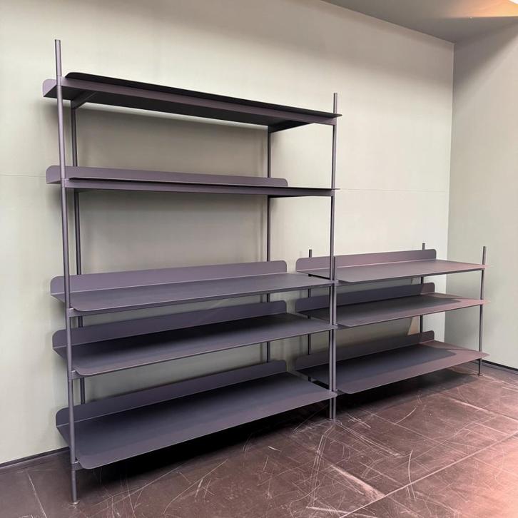 Muuto Compile Shelving System kast, Huis en Inrichting, Kasten | Wandmeubels, Nieuw, 100 tot 150 cm, 200 tot 250 cm, 25 tot 50 cm