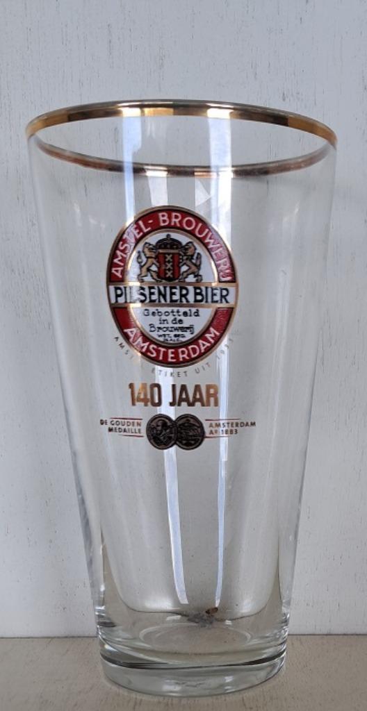 Amstel Bier glas type Vaasje 140 jaar, etiket uit 1933, Verzamelen, Biermerken, Zo goed als nieuw, Glas of Glazen, Amstel, Ophalen