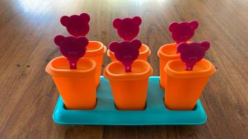 Tupperware ijsjes maker set beschikbaar voor biedingen