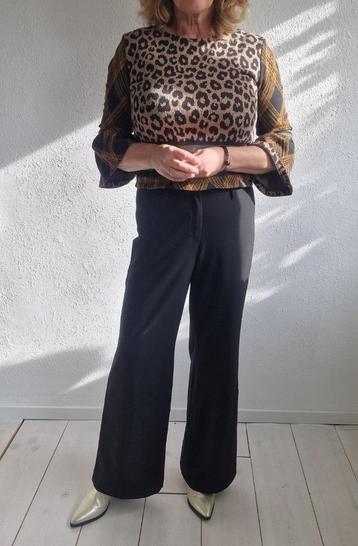 Corel pantalon. Maat 40, Zwart pantalon. Maat 40, Zwart beschikbaar voor biedingen
