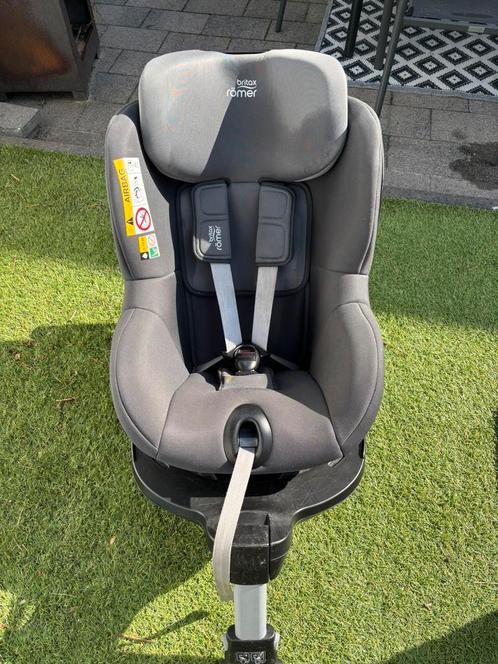 Britax Römer Dualfix M i-Size autostoel, Kinderen en Baby's, Autostoeltjes, Zo goed als nieuw, Maxi-Cosi, 9 t/m 18 kg, Isofix