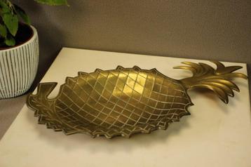 Vintage koperen ananas schaal beschikbaar voor biedingen