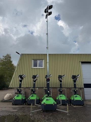 Mobiele verplaatsbare LED lichtmast 10 meter 230V koppelbaar beschikbaar voor biedingen
