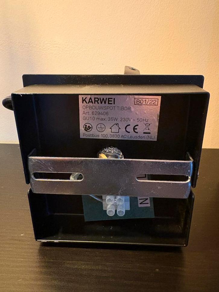Karwei Verstelbare Spot - Opbouwspot Tibor, Huis en Inrichting, Lampen | Spots, Zo goed als nieuw, Plafondspot of Wandspot, Metaal of Aluminium
