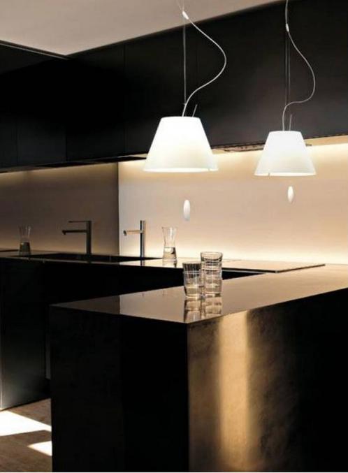 Luceplan Constanza hanglamp wit - set van 2 stuks, Huis en Inrichting, Lampen | Hanglampen, Nieuw, Minder dan 50 cm, Kunststof